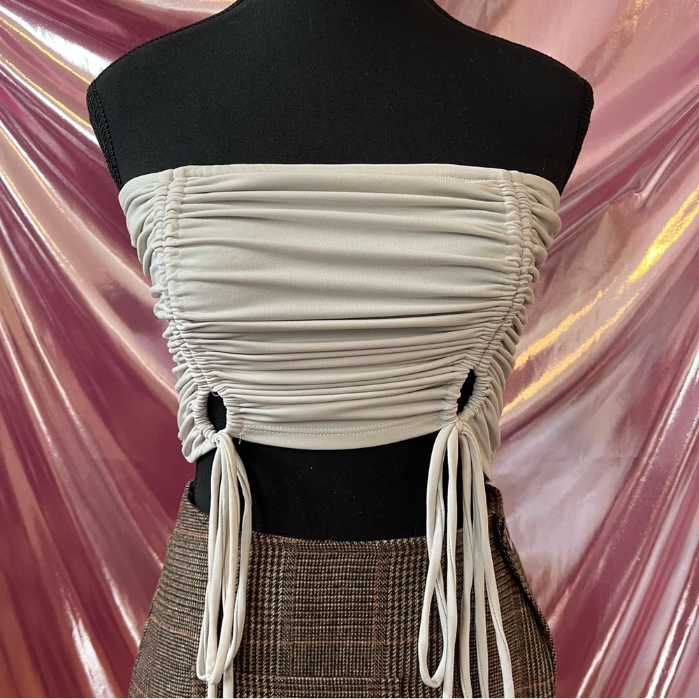 Forever 21 grey strapless crop top